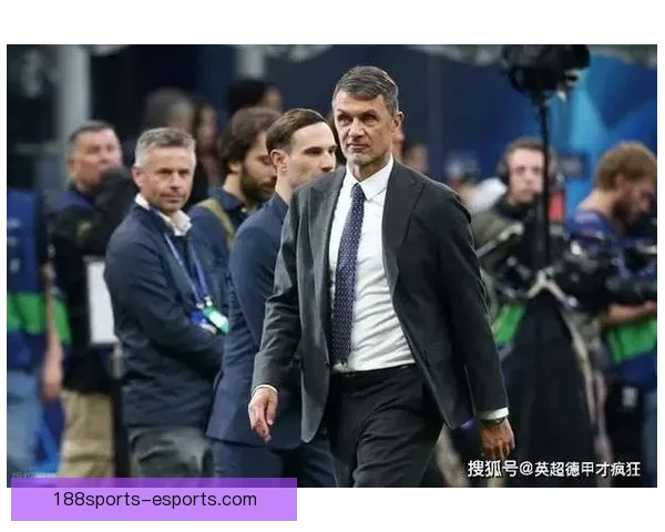 意大利体育部长推动马尔蒂尼加盟足协工作，引发广泛关注